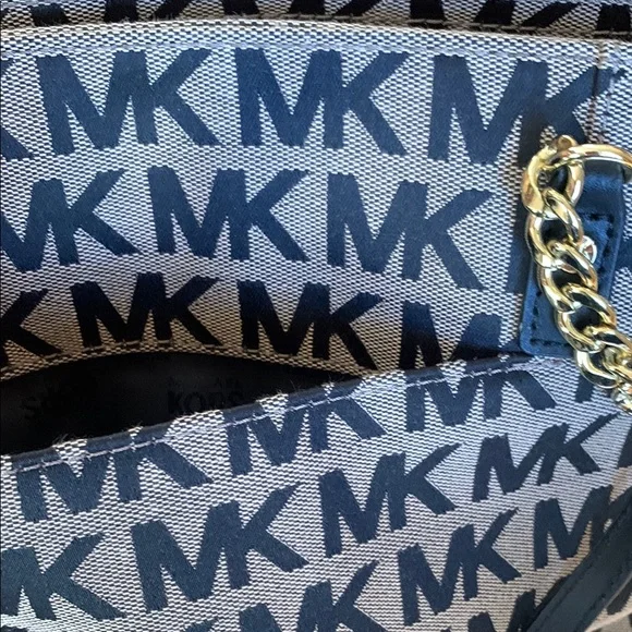 Michael Kors Black and Tan Tote with Geometric Pattern - Picture 5 of 13